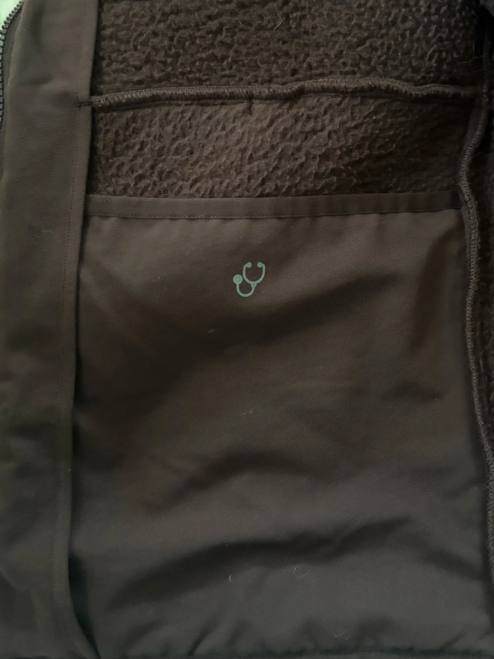 FIGS On-Shift High Pile Sherpa Jacket Espresso Brown Size Small